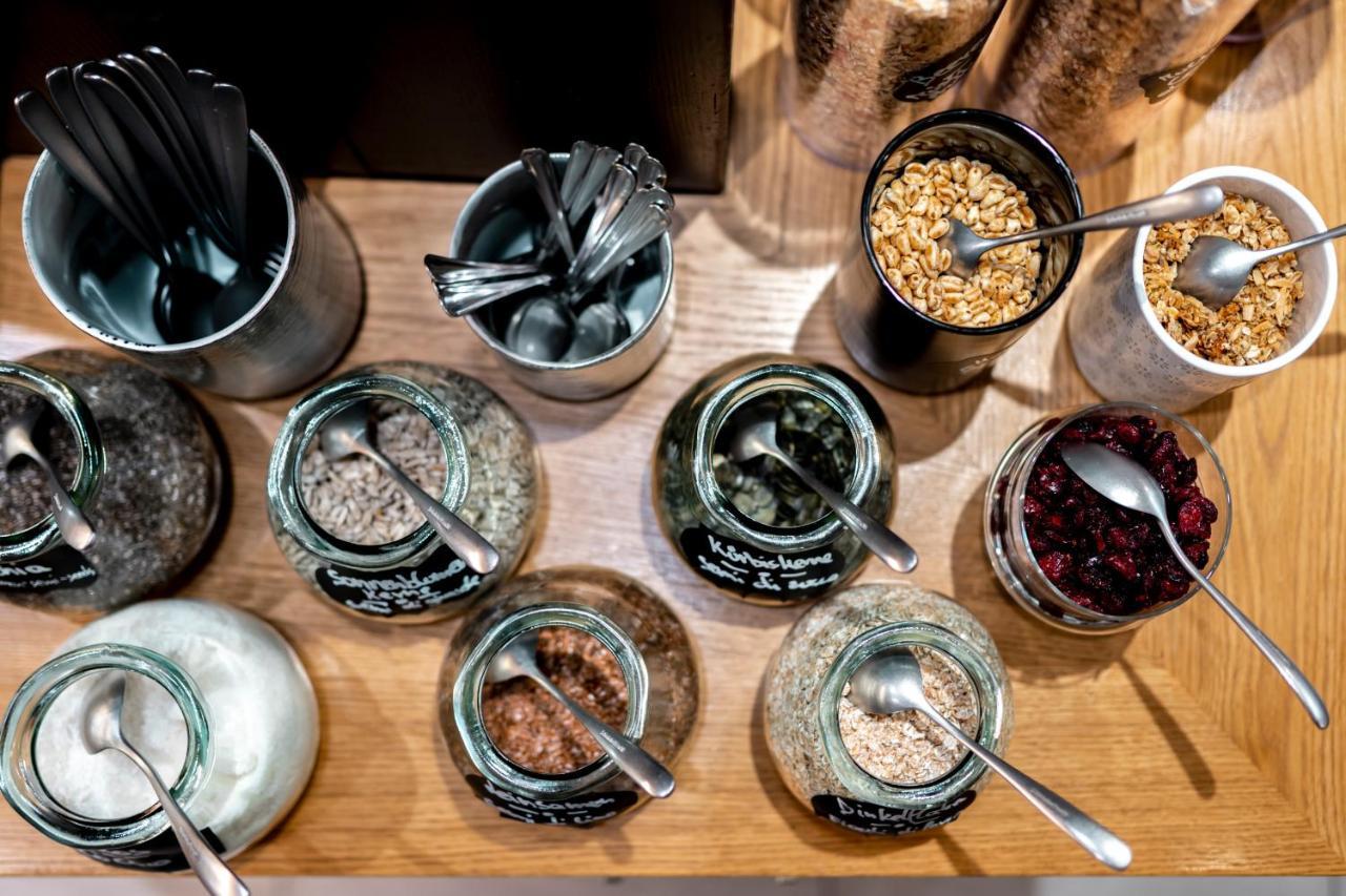 Feichter Hotel & Bistro Болзано Екстериор снимка
