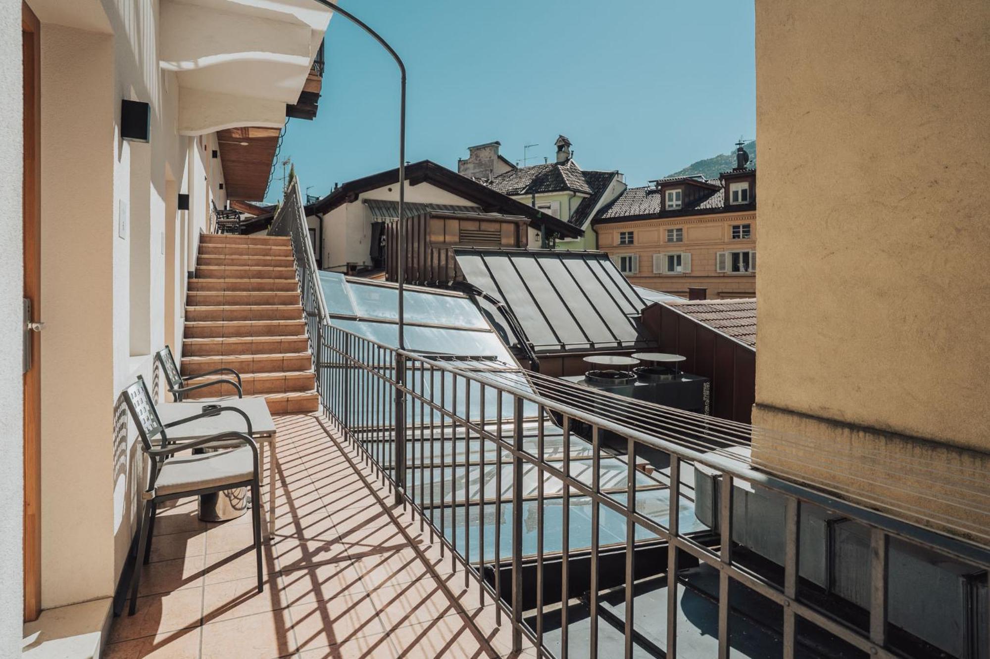 Feichter Hotel & Bistro Болзано Екстериор снимка